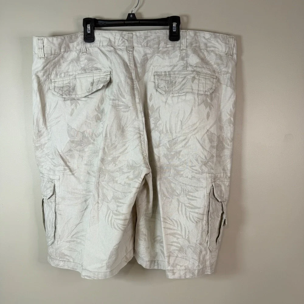 Paradise Collection Mens 42 Linen Blend Tropical Printed Cargo Shorts